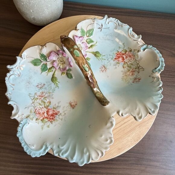 Vintage RS Prussia Large Divided Serving Bowl Iris Mold Handled Floral With Gold - Picture 5 of 13